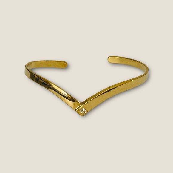 Gold plated open cuff bracelet choose one - Picture 10 of 10